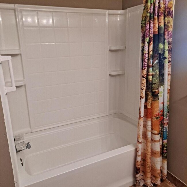 Building Photo - 120 Santa Lucia Dr