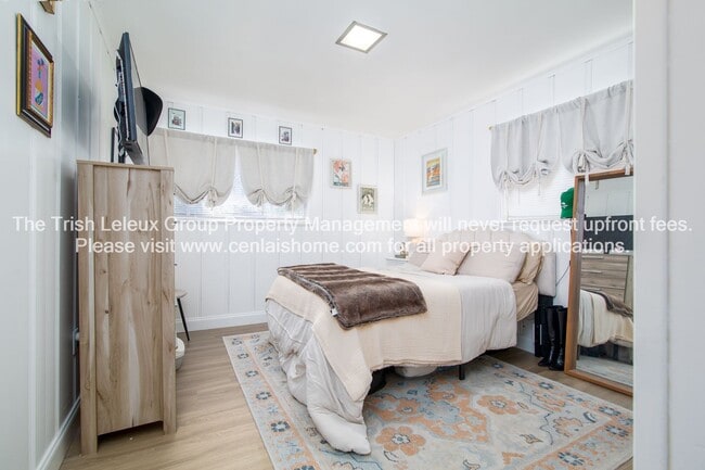 Building Photo - 3 Bed in Alexandria Available