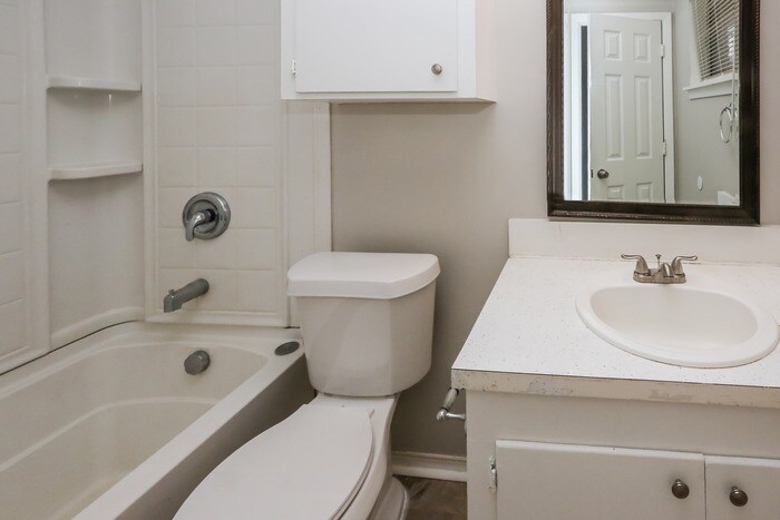 Building Photo - 25 Quail Ridge Dr