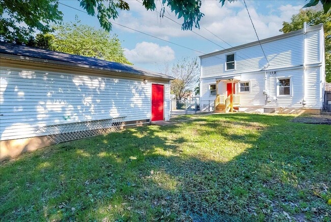 Building Photo - 1120 Liberty Rd