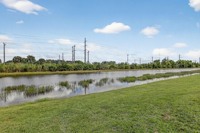 Building Photo - 151 Monterey Way