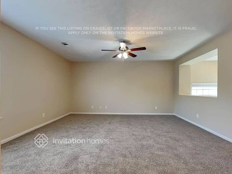 Building Photo - 12226 South Palm Lake Drive