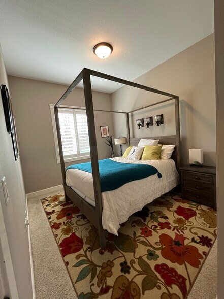 Building Photo - 15116 NE Grantham Rd