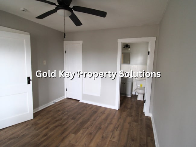 Building Photo - MUNCIE 1 BR 1 BA House with Central Air and Fenced Backyard (NO SECTION 8)