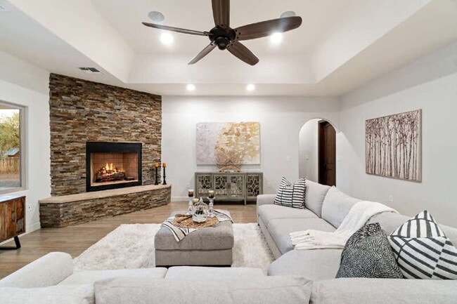 Building Photo - 36648 N 27th Ave