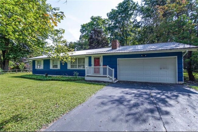 Primary Photo - 757 Warren Dr