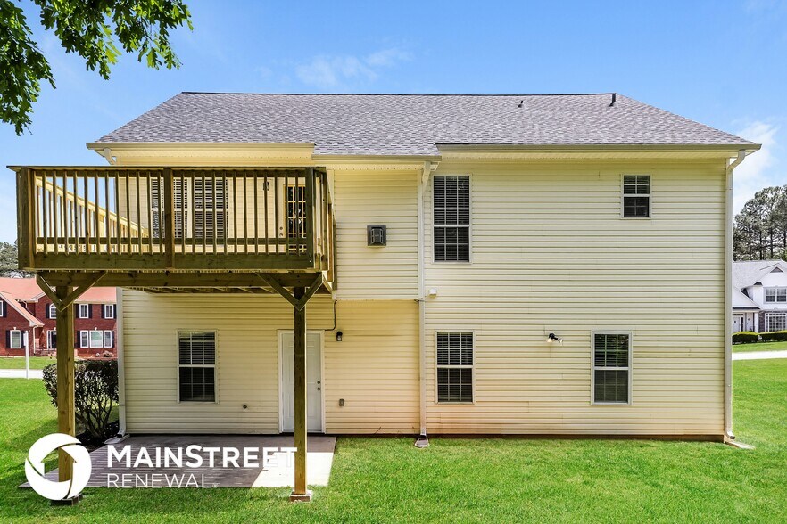 Building Photo - 165 Sawgrass Way