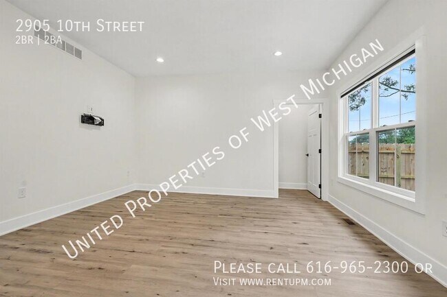 Building Photo - 2905 10th St