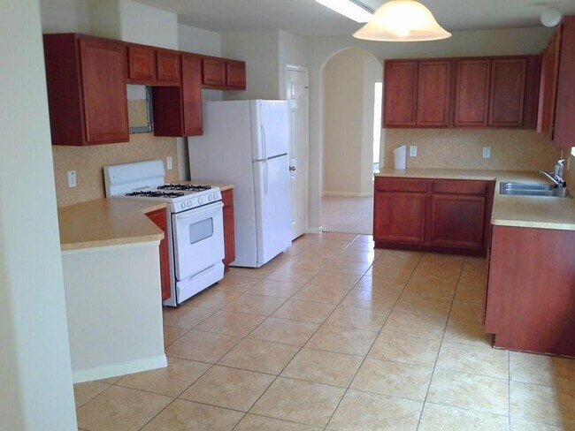 Building Photo - 25123 Ibris Ranch Dr