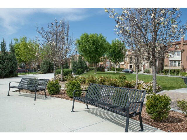 Building Photo - 557 Adeline Ave