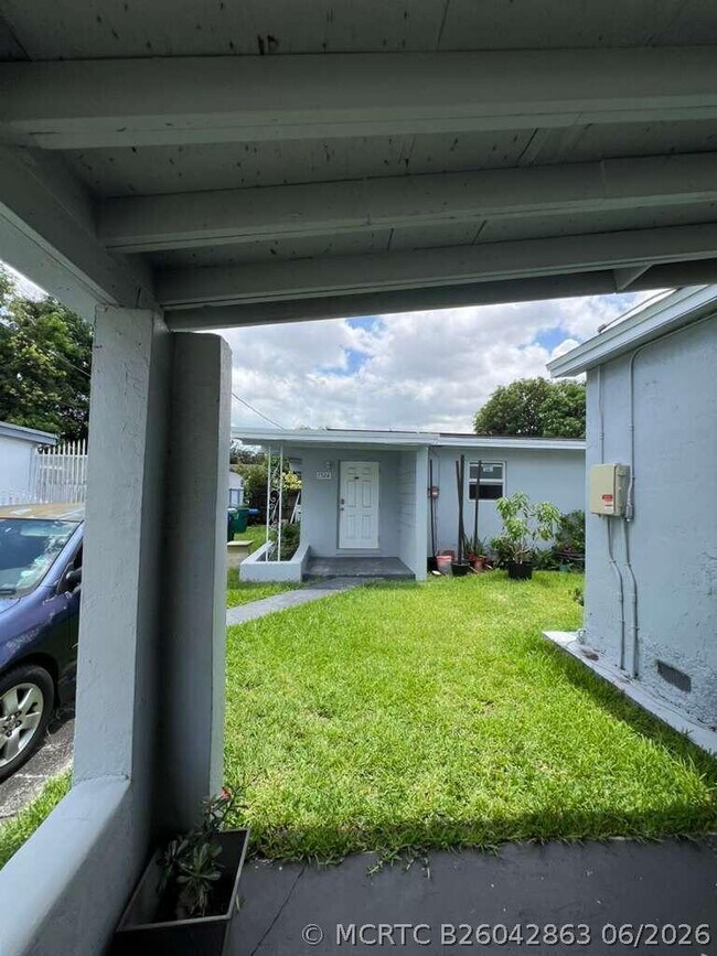 Building Photo - 1524 NW 42nd St