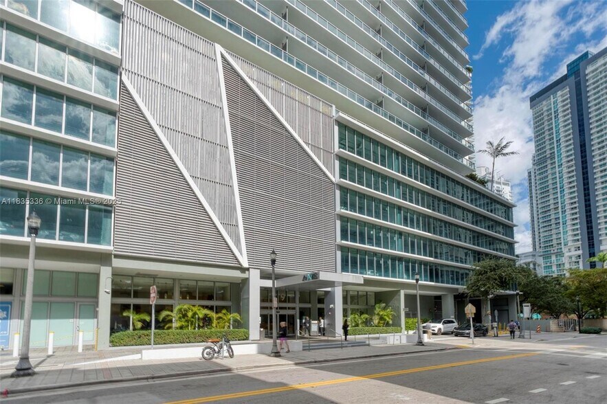 Building Photo - 79 SW 12th St