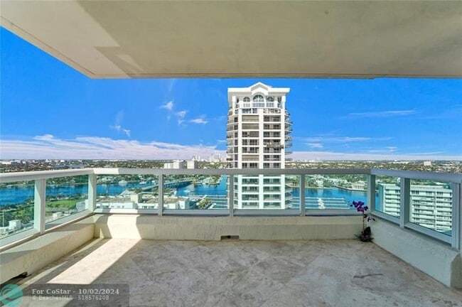 Building Photo - 101 S Fort Lauderdale Beach Blvd