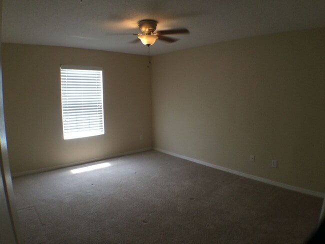 Building Photo - WELL MAINTAINED 4 BDRM 3.5 BATH HOME LOCATED IN EAST PARK/LAKE NONA