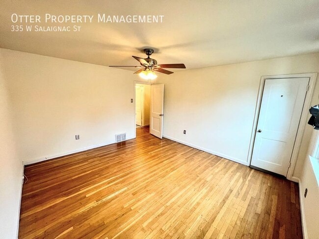 Building Photo - 335 Salaignac St