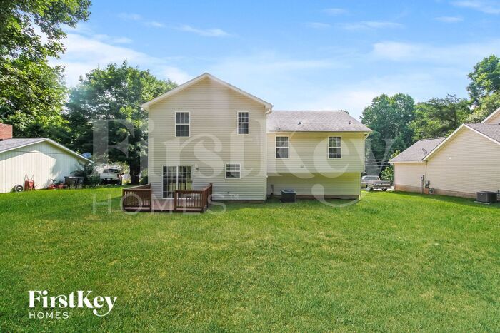 Building Photo - 714 Berkshire Dr