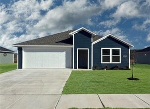 Building Photo - 550 Riggs St