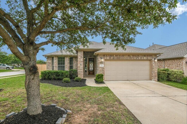Building Photo - 2213 Lookout Range Dr