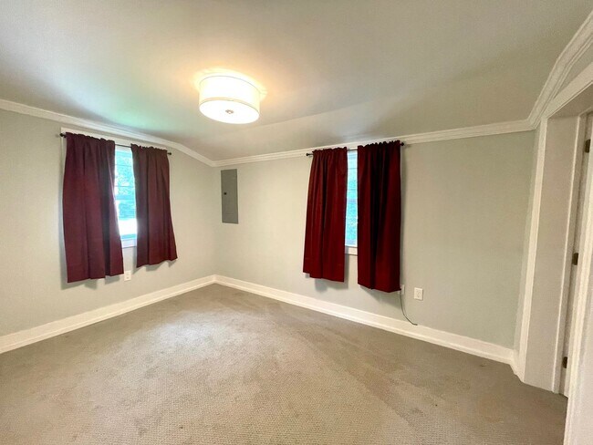 Building Photo - Find Your Fall Sanctuary