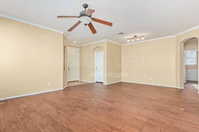 Building Photo - 3018 S 102nd Ln