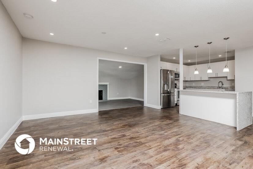 Building Photo - 5709 Ridgeway Dr