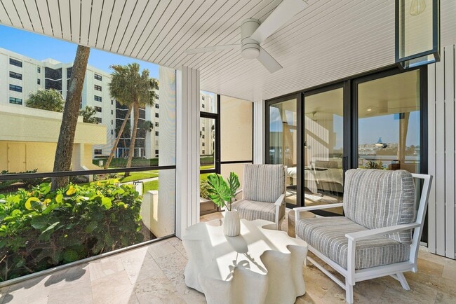 Building Photo - 19800 Sandpointe Bay Dr