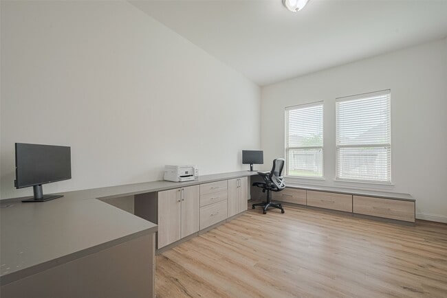 Building Photo - 6315 Nectar Grove Ct