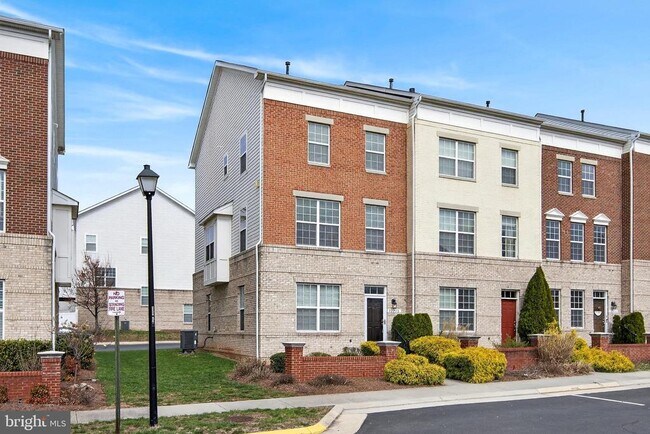 Building Photo - 22730 Parkland Farms Terrace