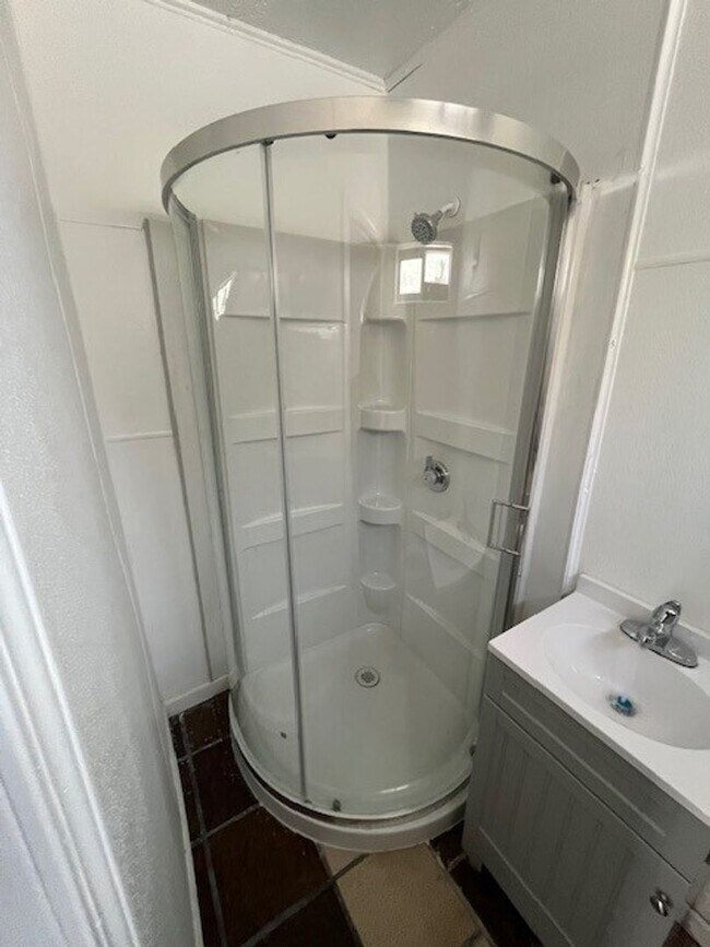 Building Photo - Coming Soon!