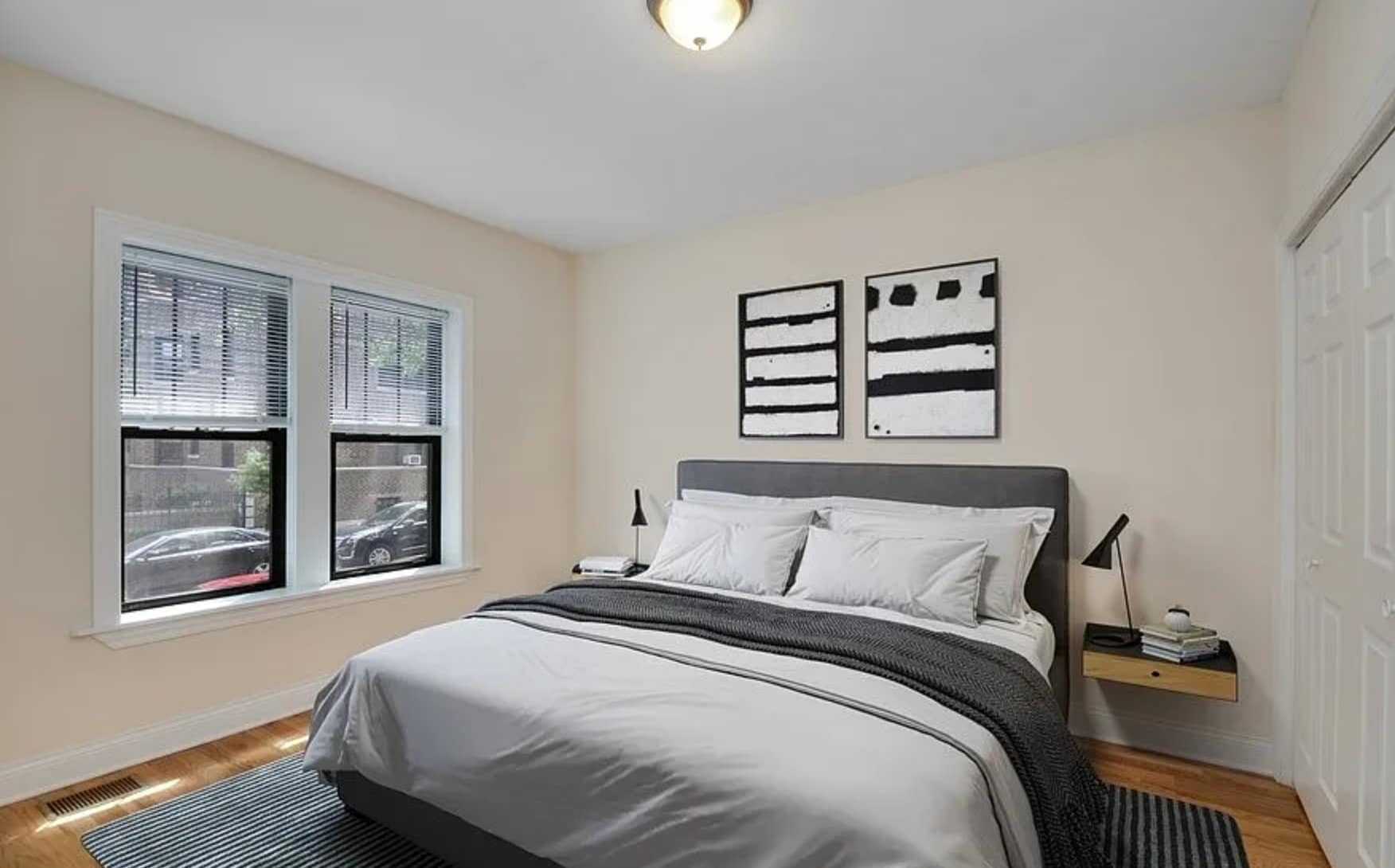 Building Photo - 628 W Cornelia Ave