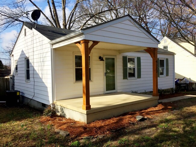 Building Photo - 4323 Cornell Ave