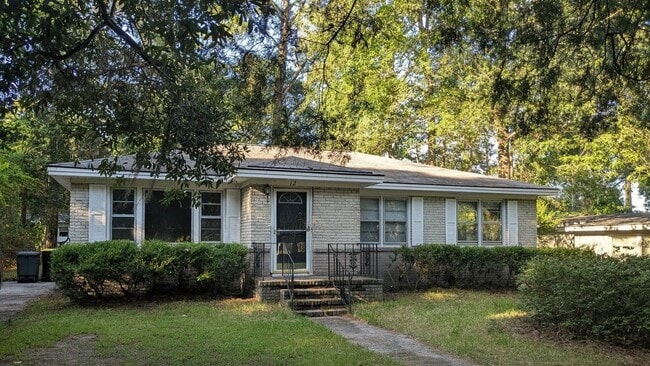 Primary Photo - 12 Dyches Dr