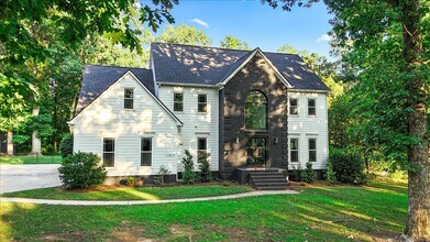 Building Photo - 11917 Shady Oak Ct