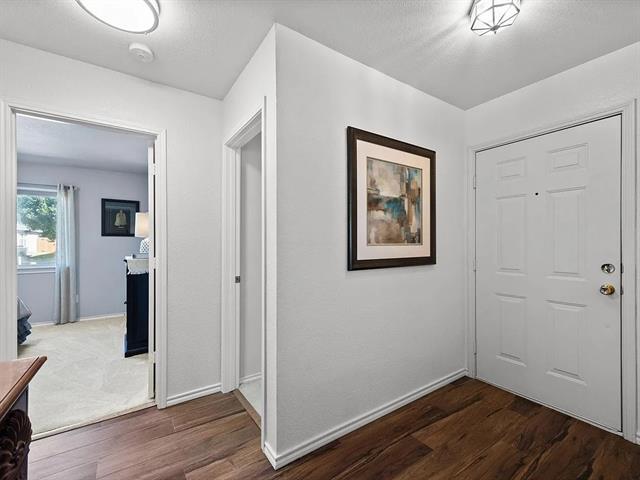 Building Photo - 2731 Prairie Creek Dr
