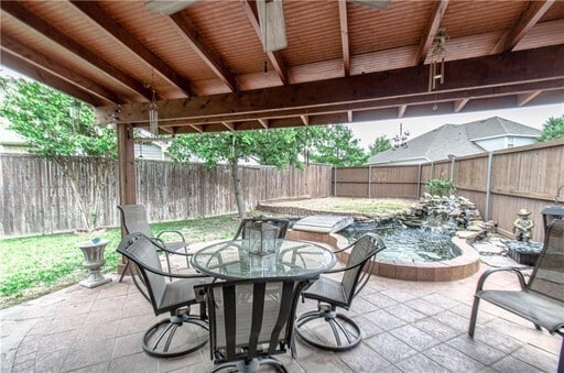 Building Photo - 4 bed Golf community for lease!