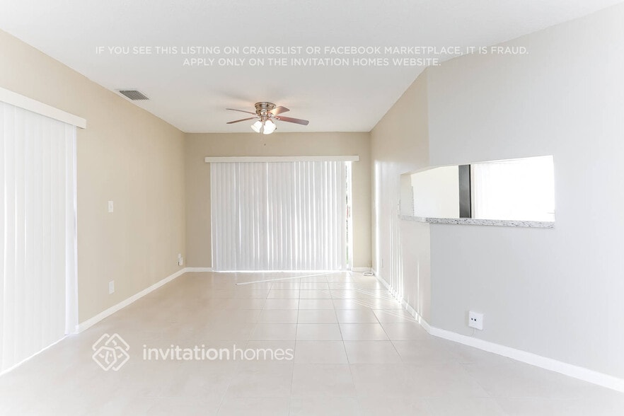 Building Photo - 3856 NW 107th Way