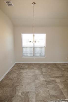 Building Photo - 5633 Briar Fld