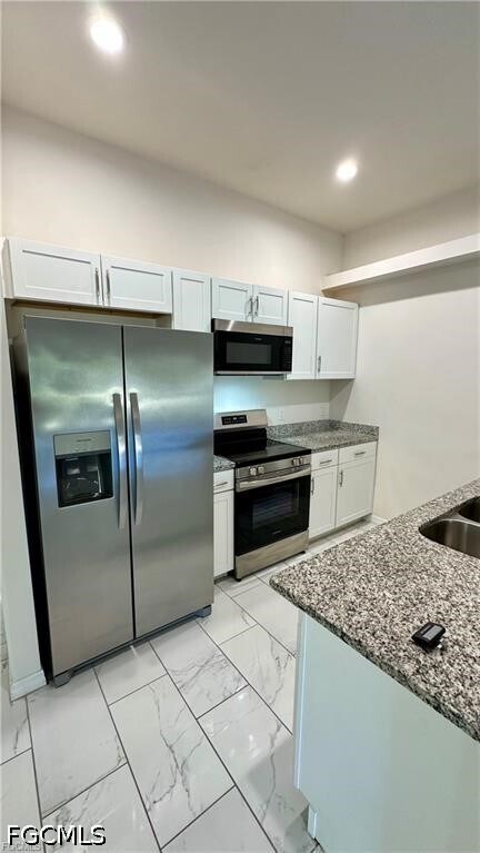 Building Photo - 3301 SW 15th Pl