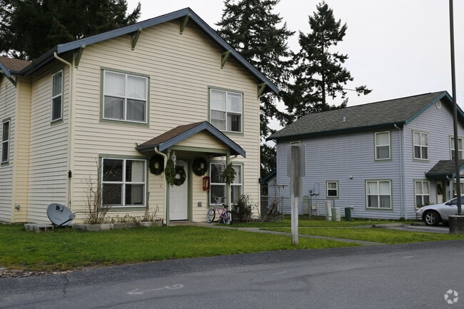 Primary Photo - Dixon Village