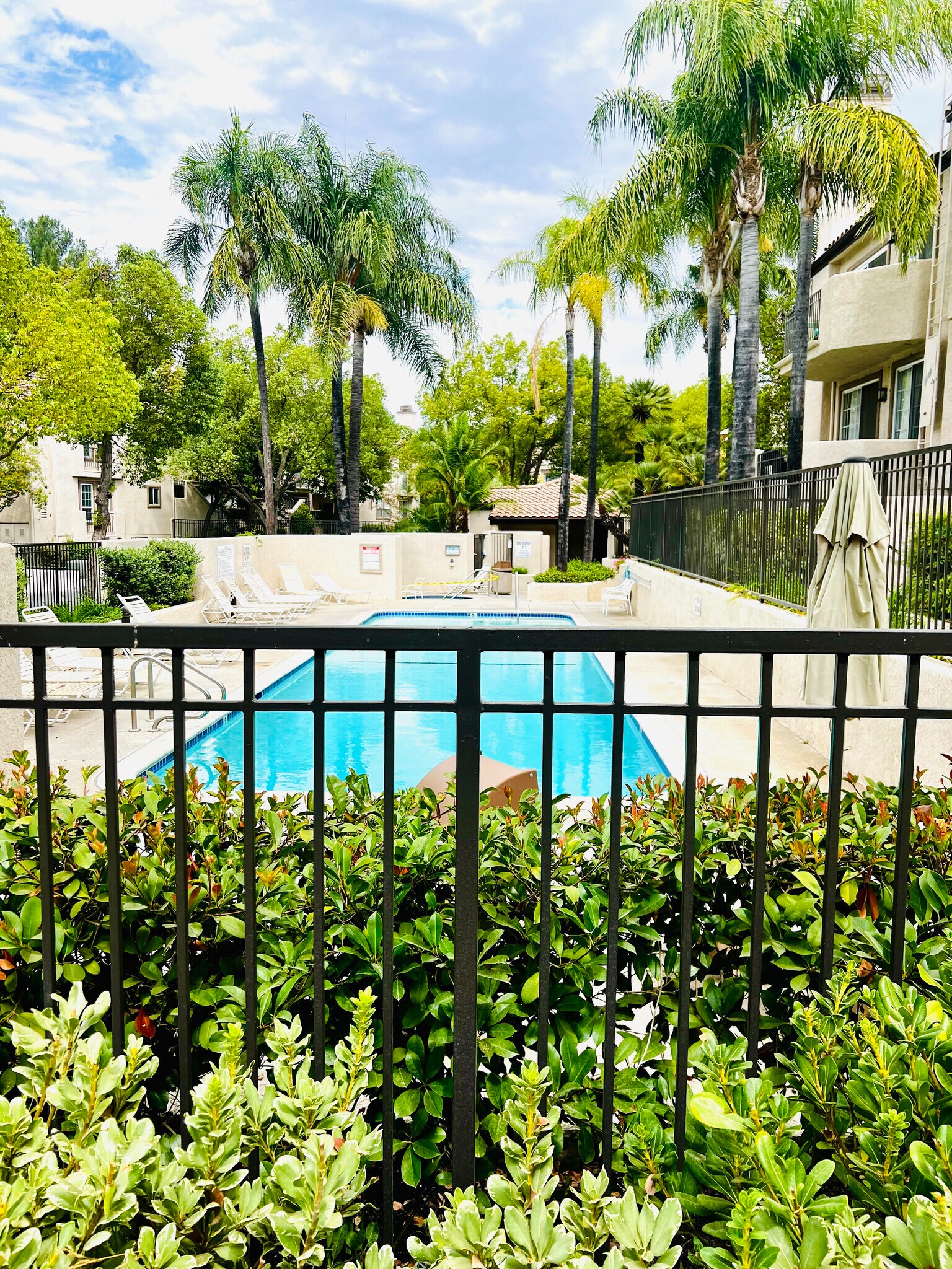 Building Photo - 24149 Del Monte Dr