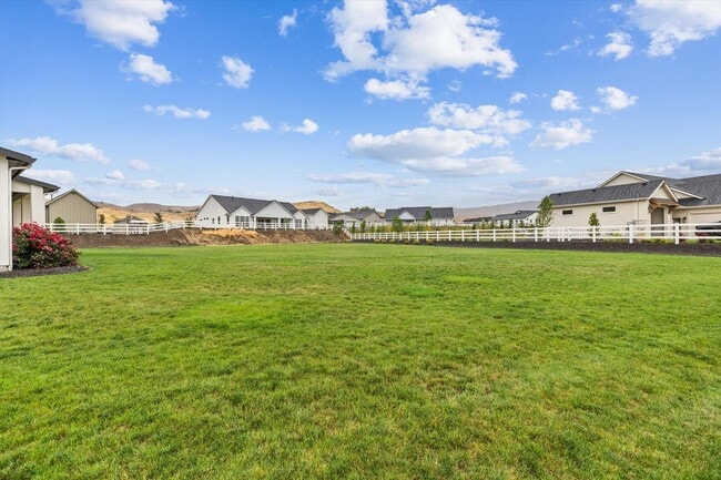 Building Photo - 7786 W Diamond Lk Dr