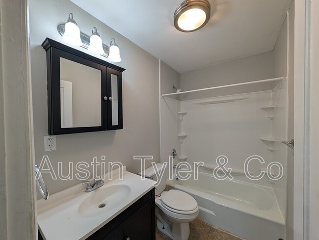 Building Photo - 4455 Broad St