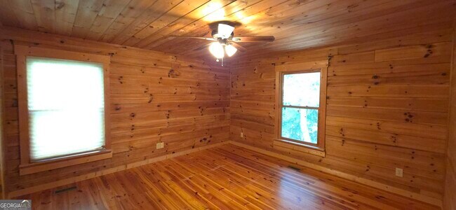 Building Photo - 2234 Etowah River Rd