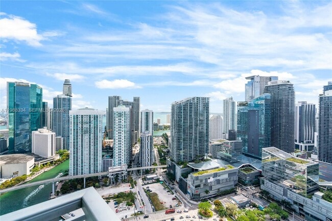 Building Photo - 92 SW 3rd St