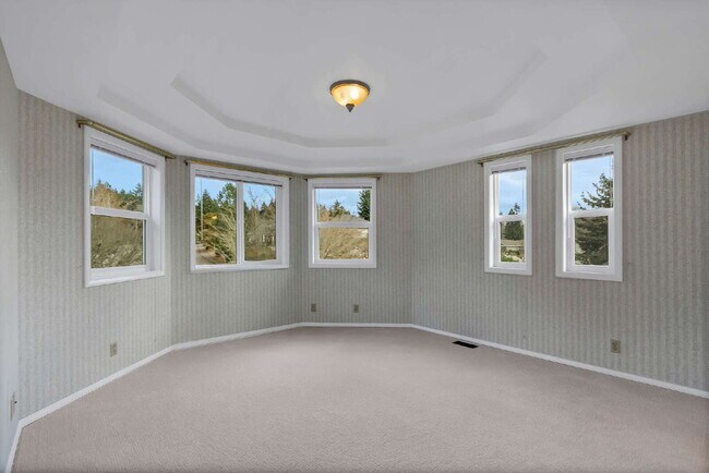 Building Photo - Extravagant Custom Home in Olympia