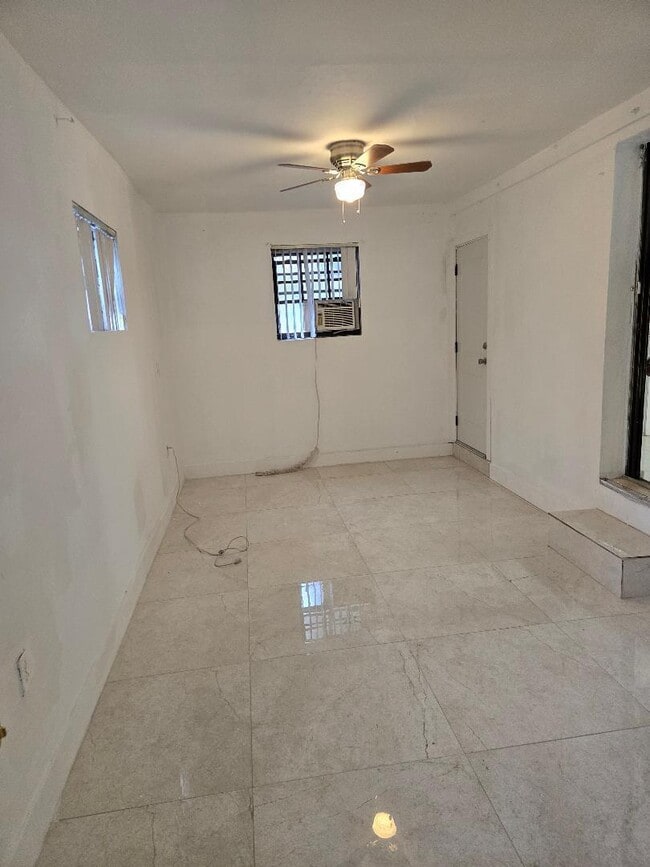 Building Photo - 1020 NW 147th St