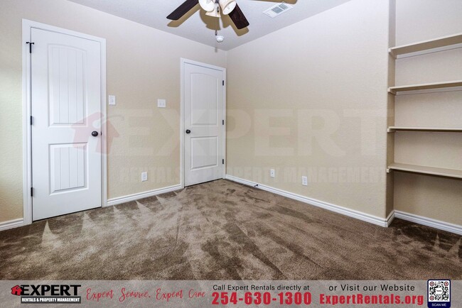Building Photo - Spacious & Stylish 3-Bedroom Home for Rent...