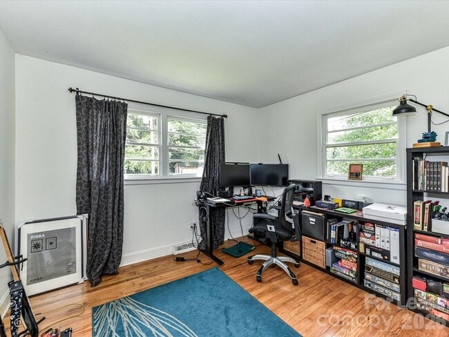 Building Photo - 7109 Rockcliff Ct