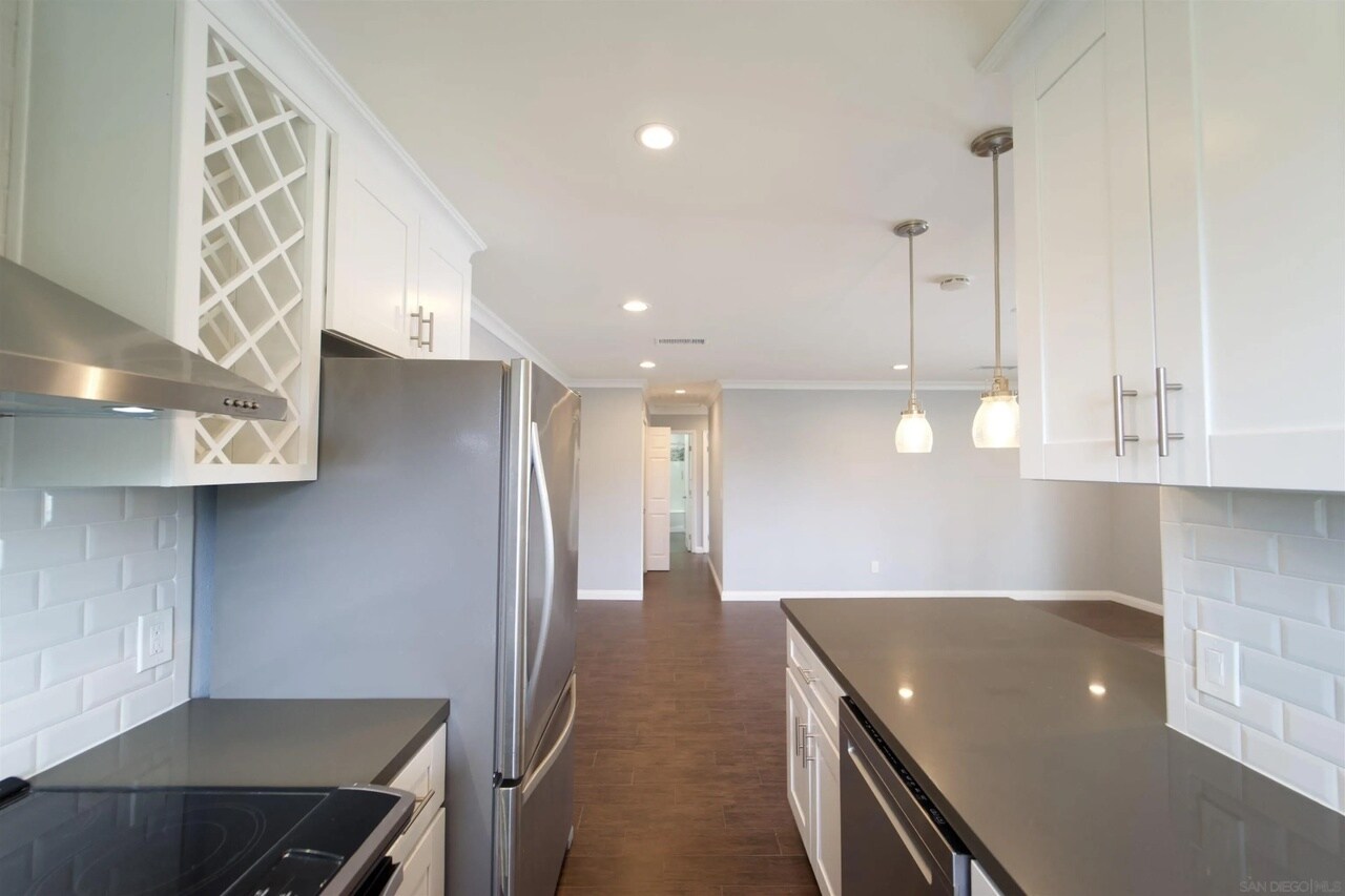 Building Photo - 7915 Camino Kiosco