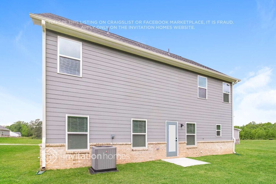 Building Photo - 3935 Breeder's Court